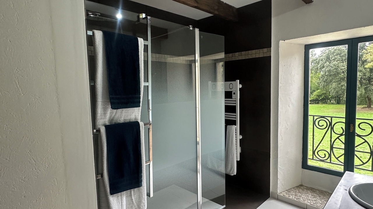 Photo of Bathroom in Preneron