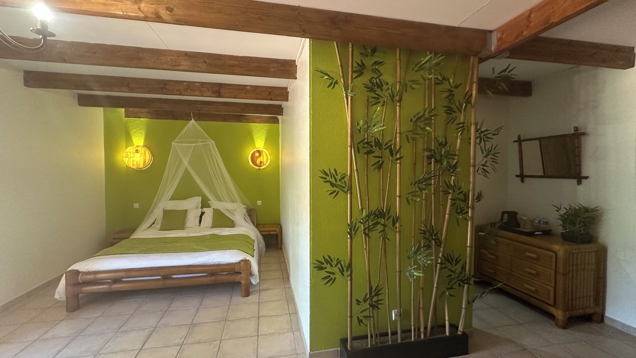 Photo of Bedroom in Preneron