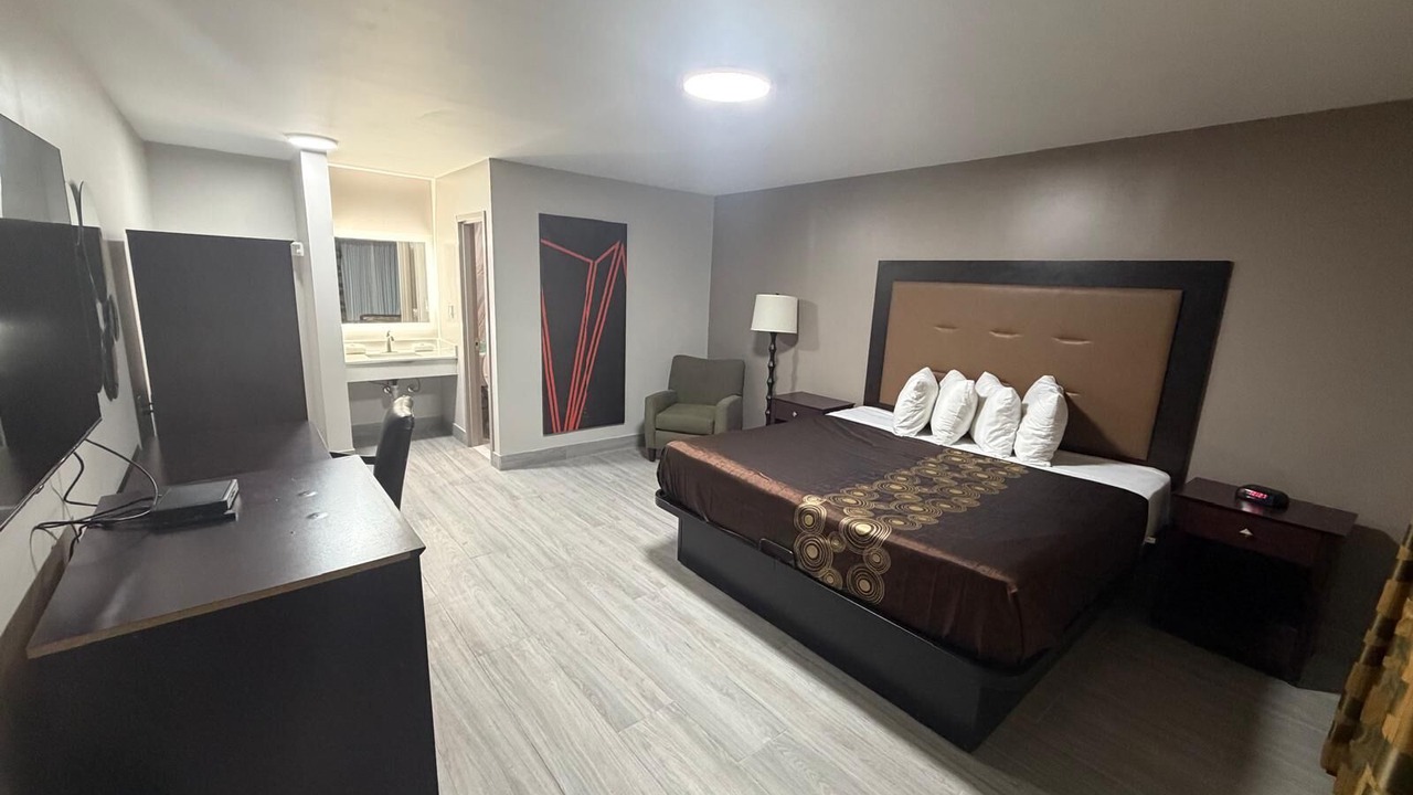 Photo of Others in Green Brook