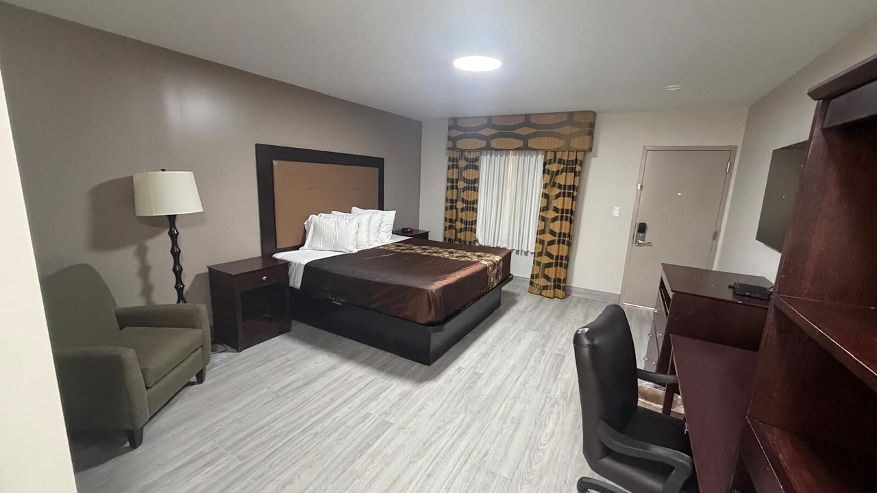 Photo of Others in Green Brook