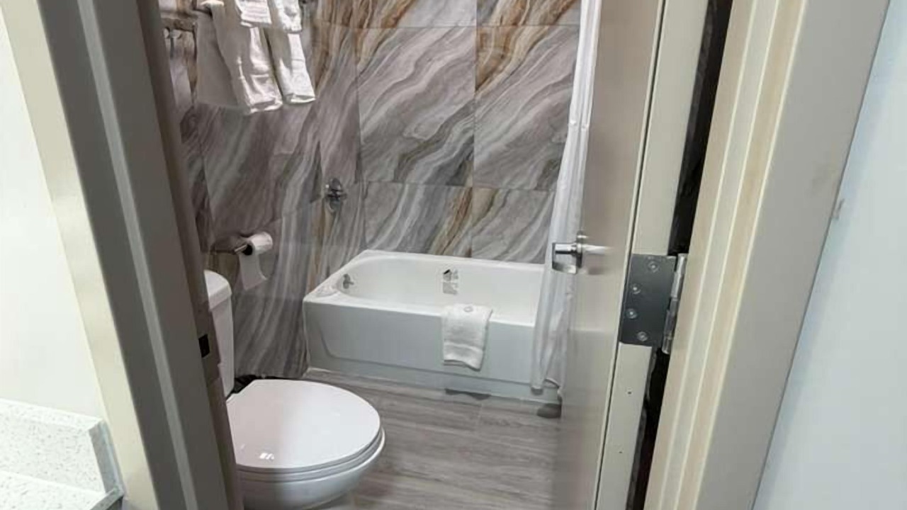 Photo of Others in Green Brook