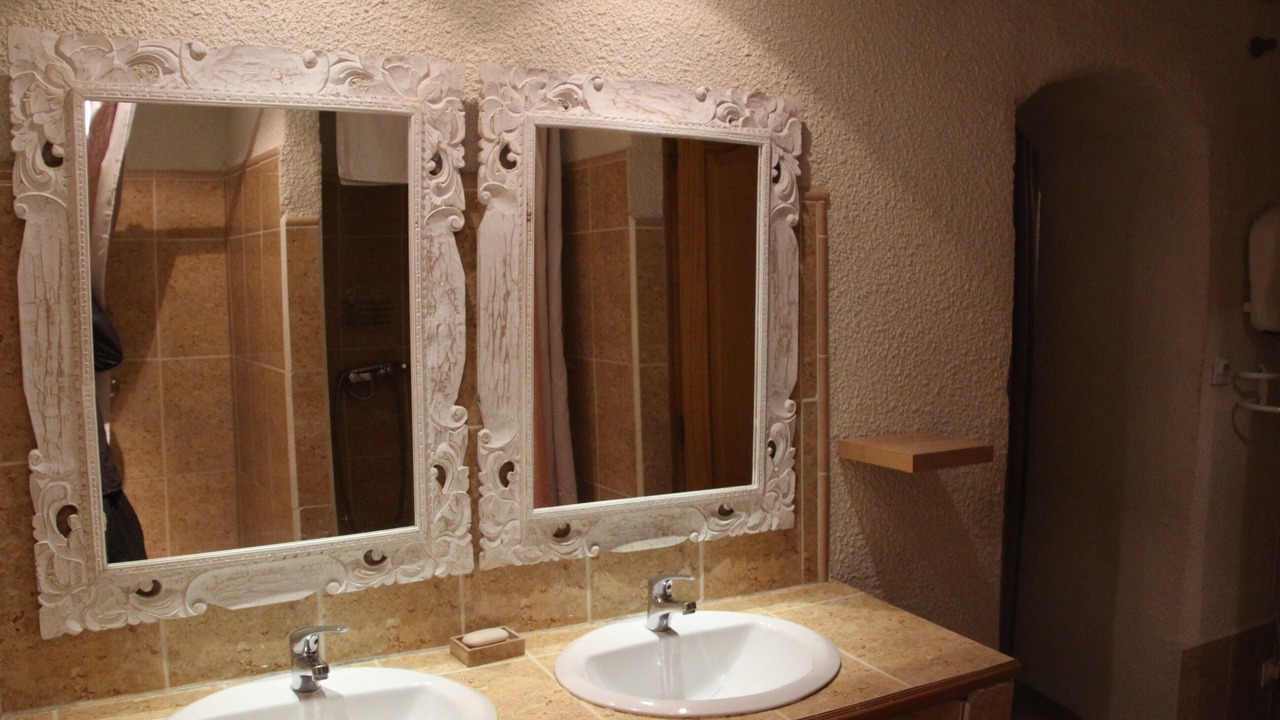 Photo of Bathroom in Malves-en-Minervois