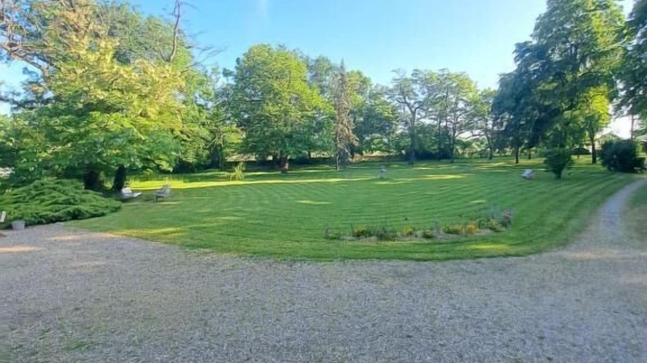 Photo of Outdoor in Le Chatelet