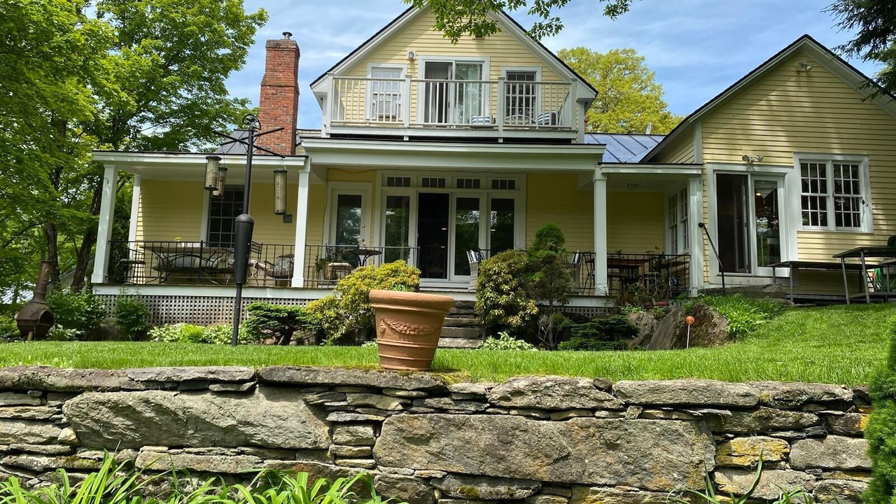 Photo of Outdoor in Guilford