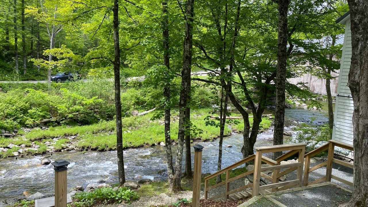 Photo of Outdoor in Guilford