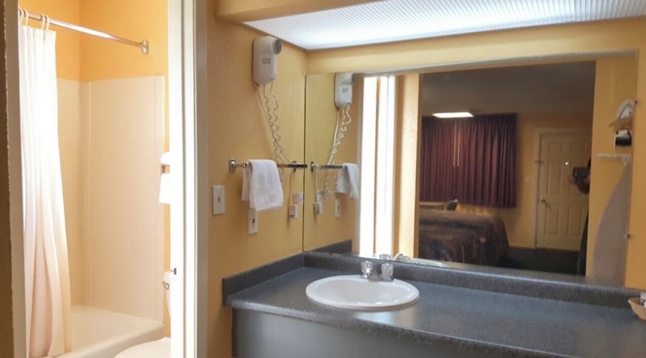 Photo of Bathroom in Coleman