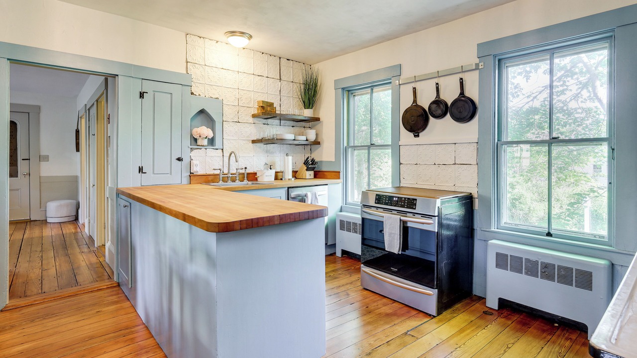 Photo of Others in South Dennis