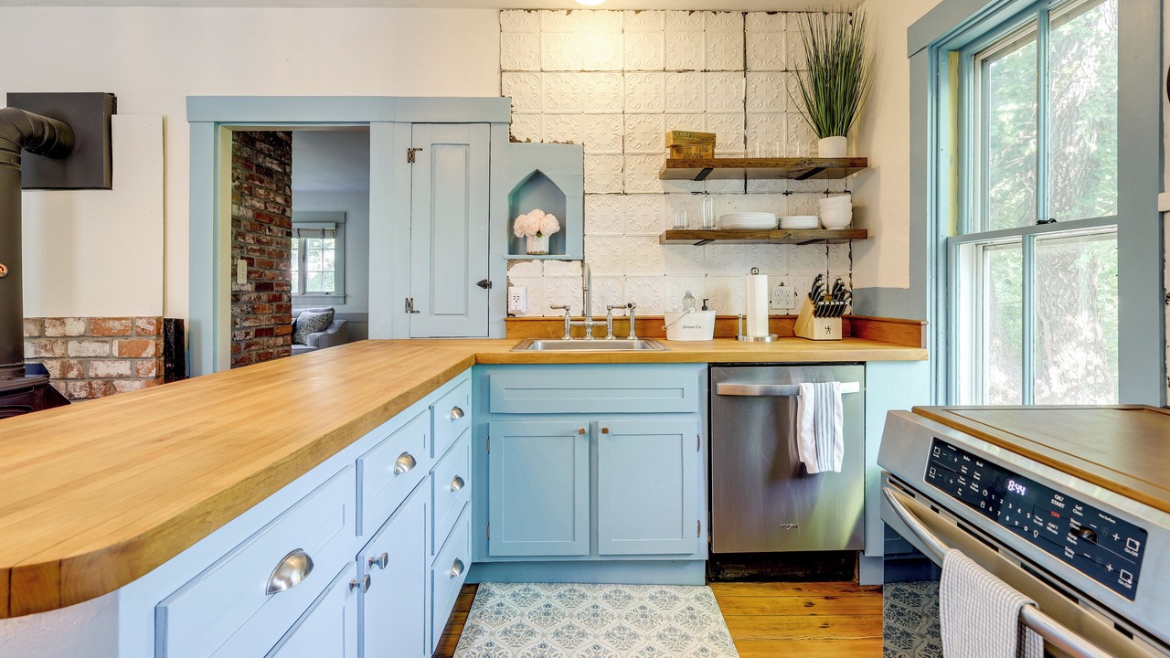 Photo of Others in South Dennis