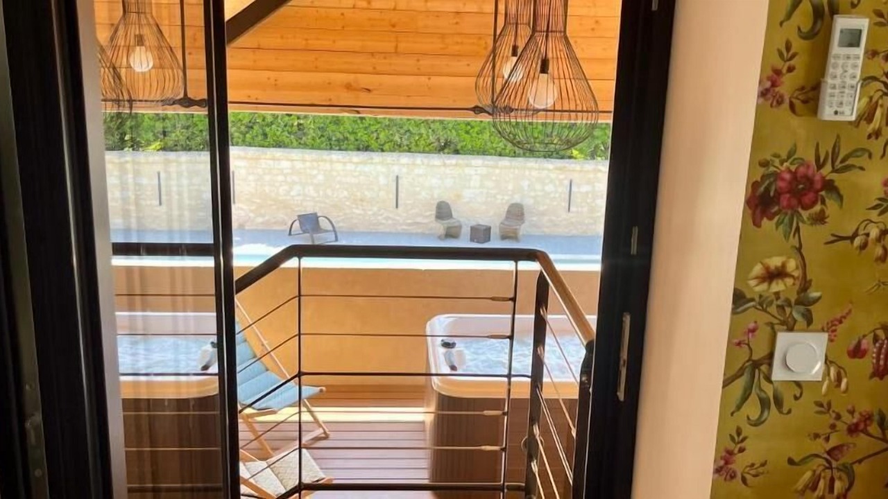 Photo of Outdoor in Restigne