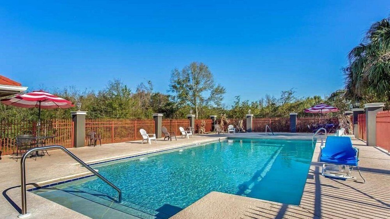 Photo of Outdoor in Tillmans Corner