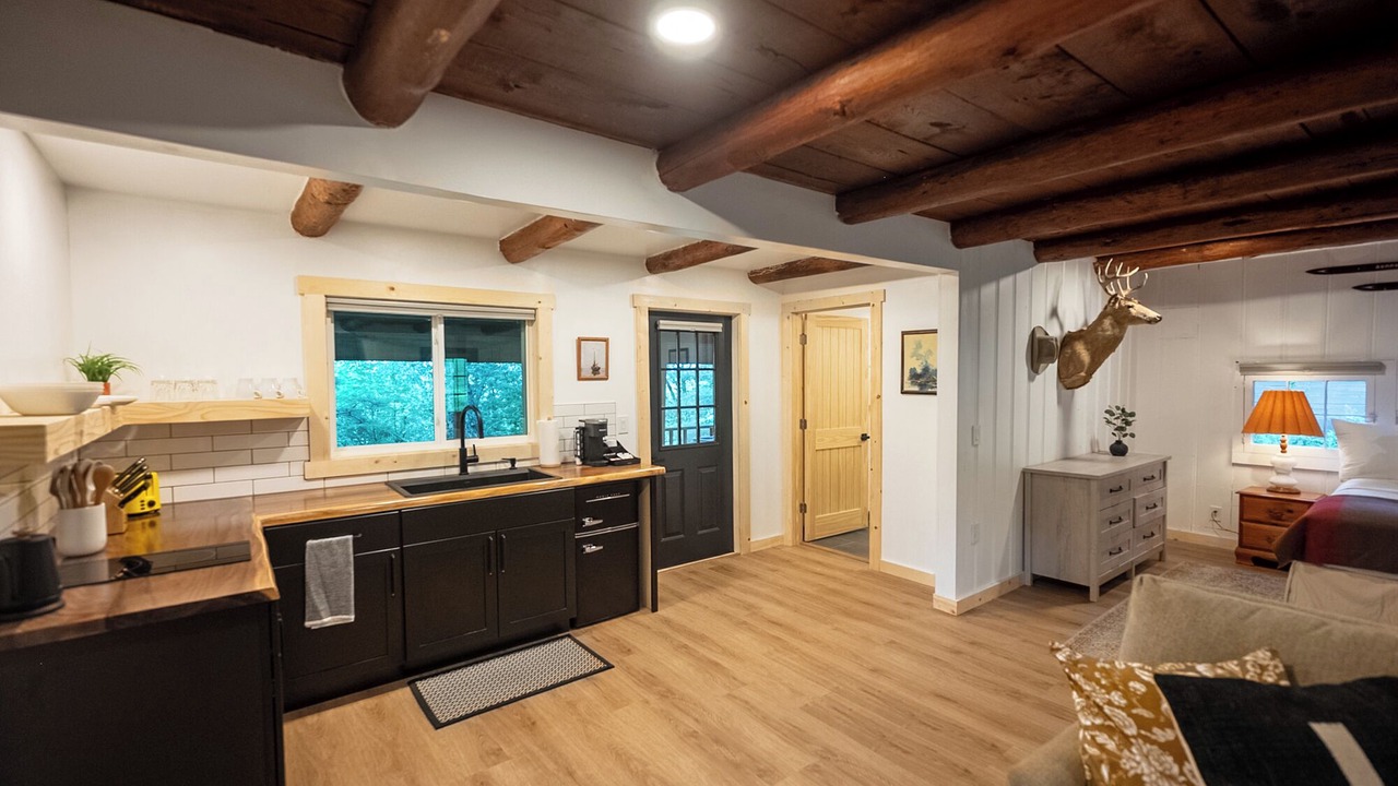 Photo of Kitchen in Eureka Springs