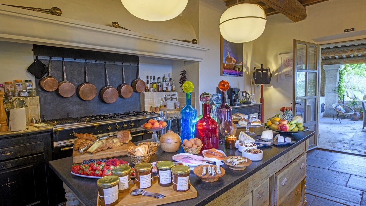 Photo of Others in Paradou