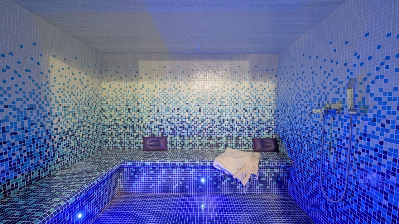 Photo of Others in Paradou