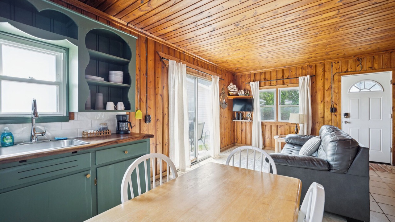 Photo of Livingroom in Oscoda