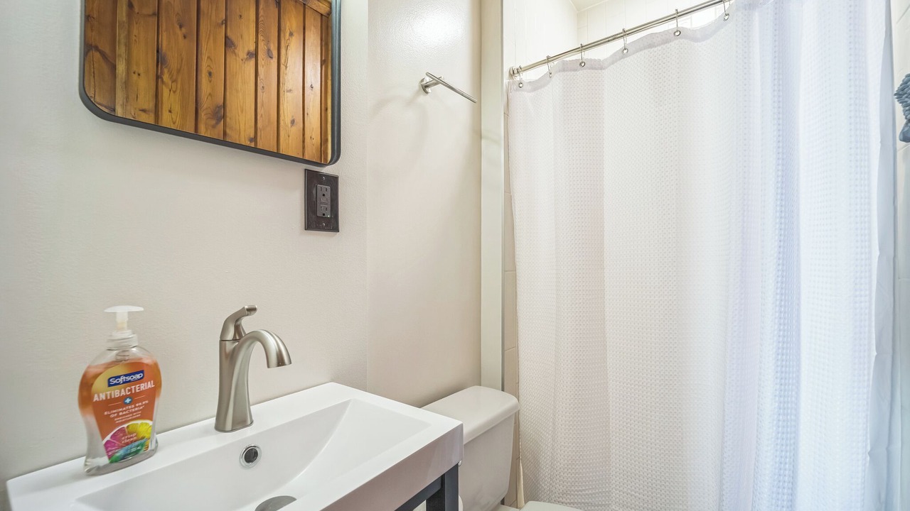 Photo of Bathroom in Oscoda