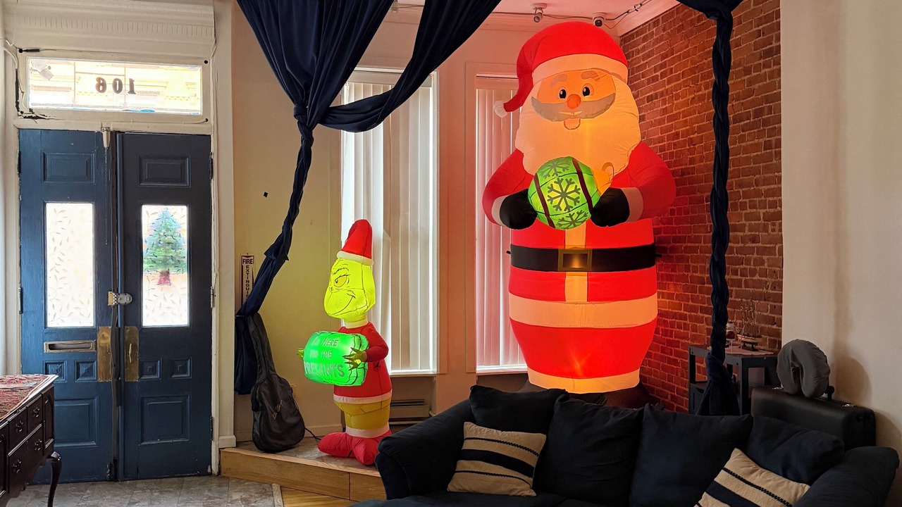 Photo of Livingroom in East Harlem