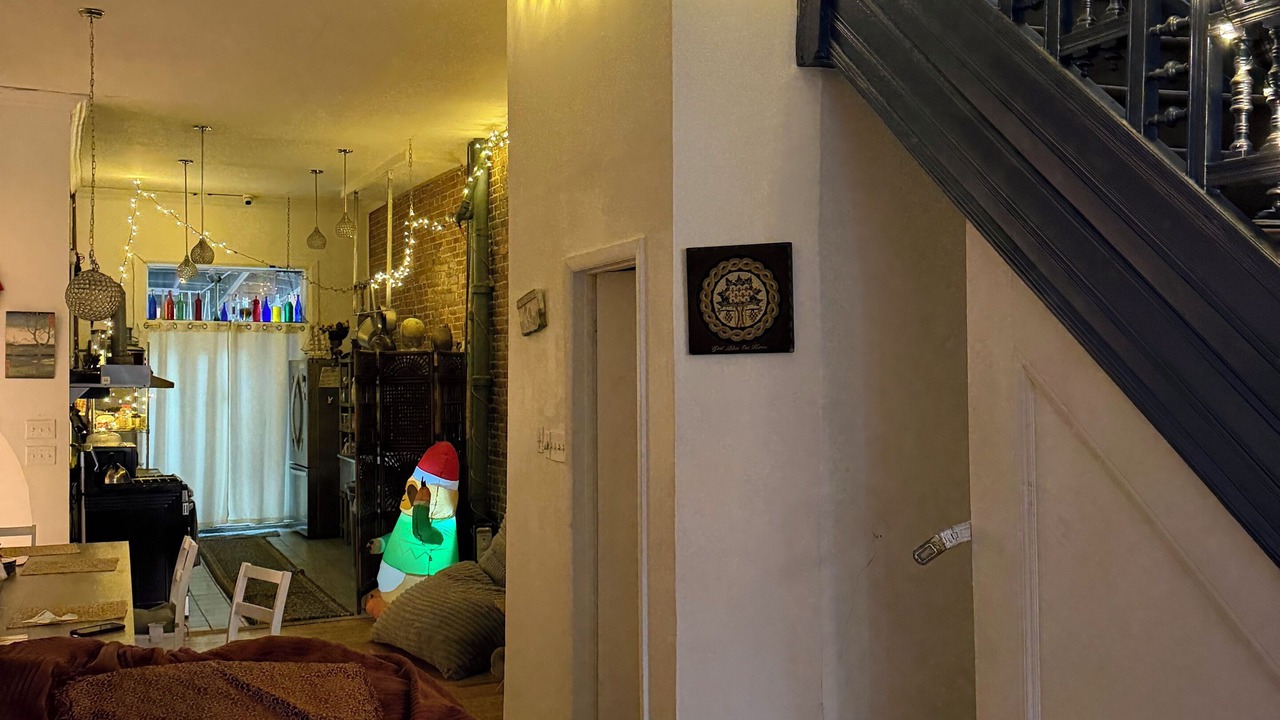 Photo of Livingroom in East Harlem