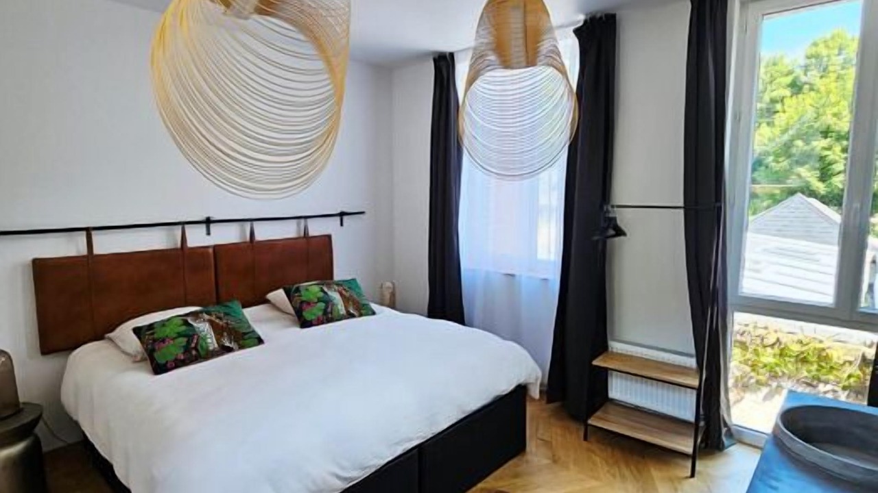 Photo of Bedroom in Saint-Martin-aux-Buneaux