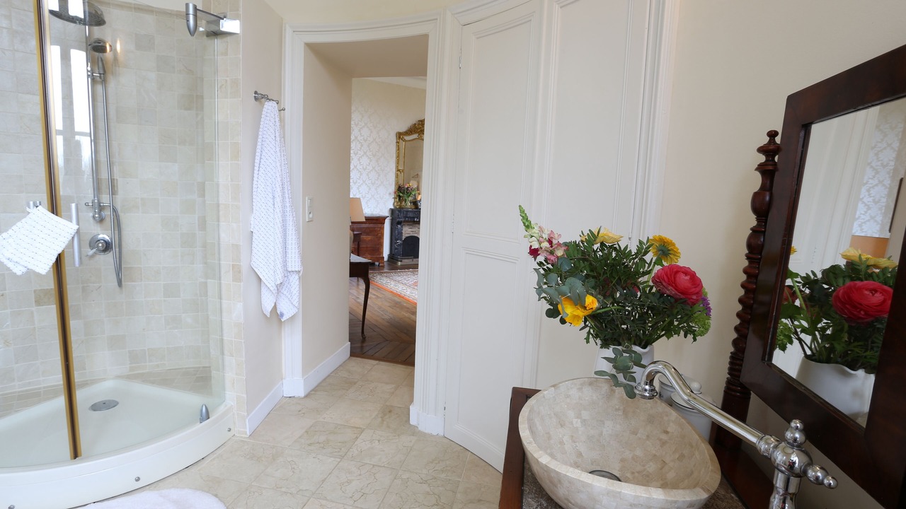 Photo of Bathroom in Saint-Vincent-sur-Oust