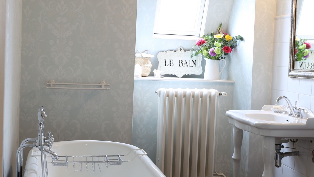 Photo of Bathroom in Saint-Vincent-sur-Oust