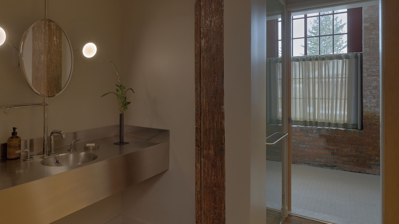 Photo of Bedroom in Hudson