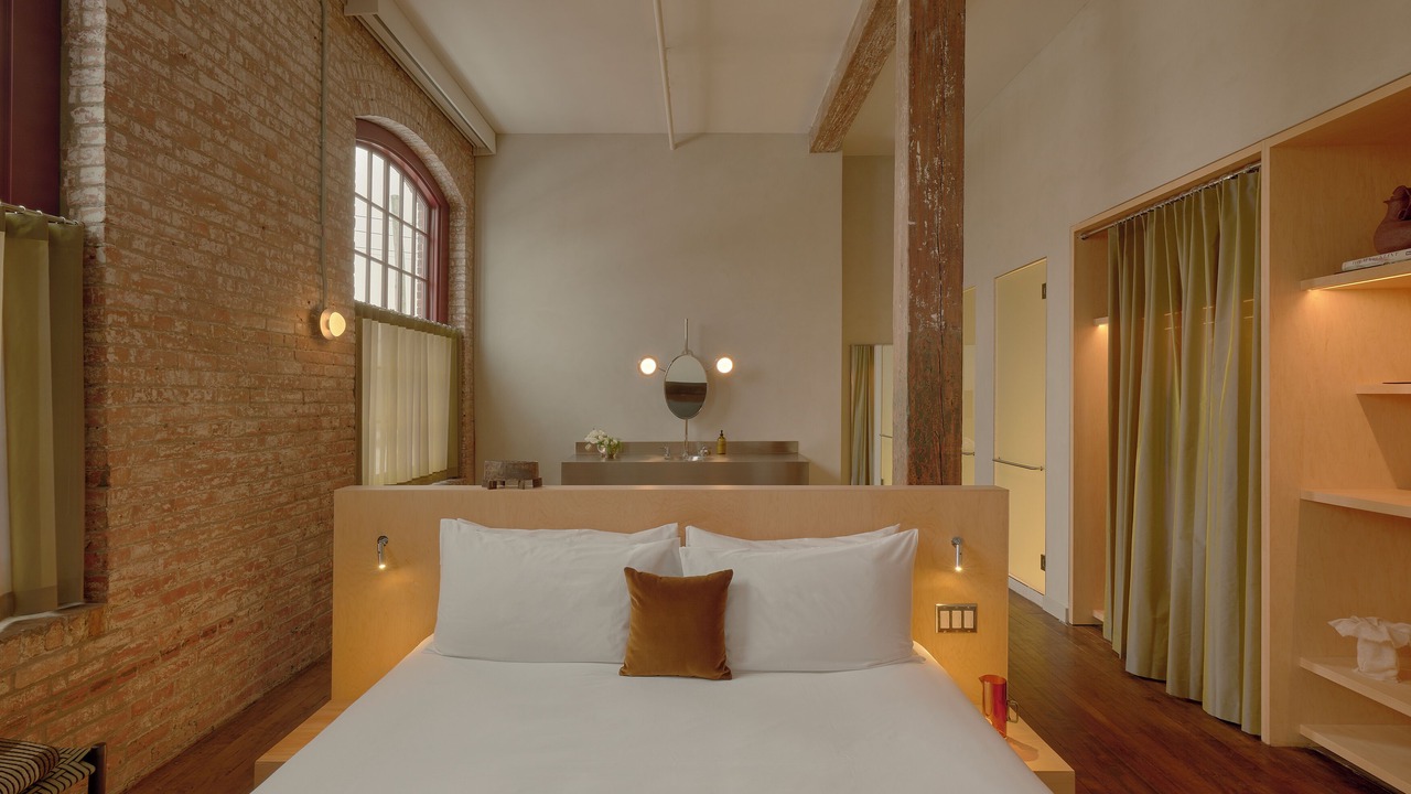 Photo of Bedroom in Hudson