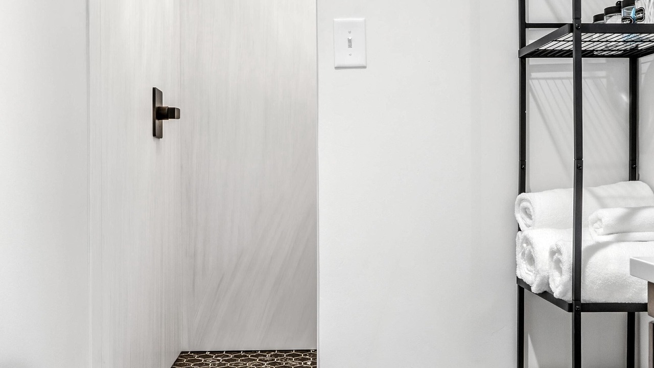 Photo of Bathroom in Logan