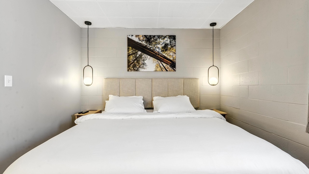 Photo of Bedroom in Logan