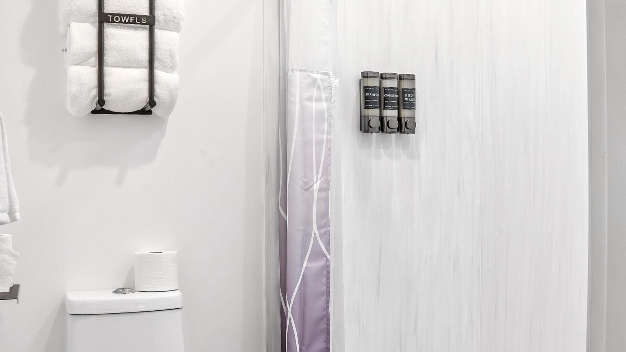 Photo of Bathroom in Logan
