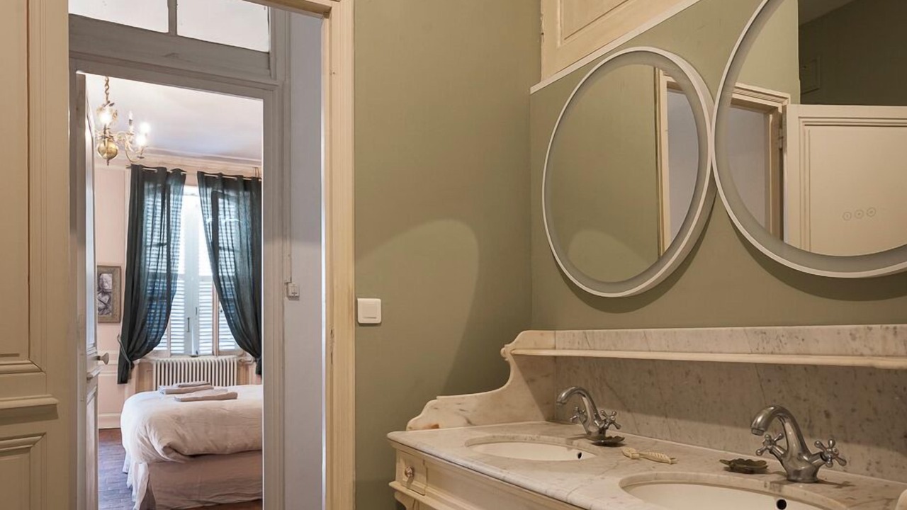 Photo of Bathroom in Saint-Amand-Montrond