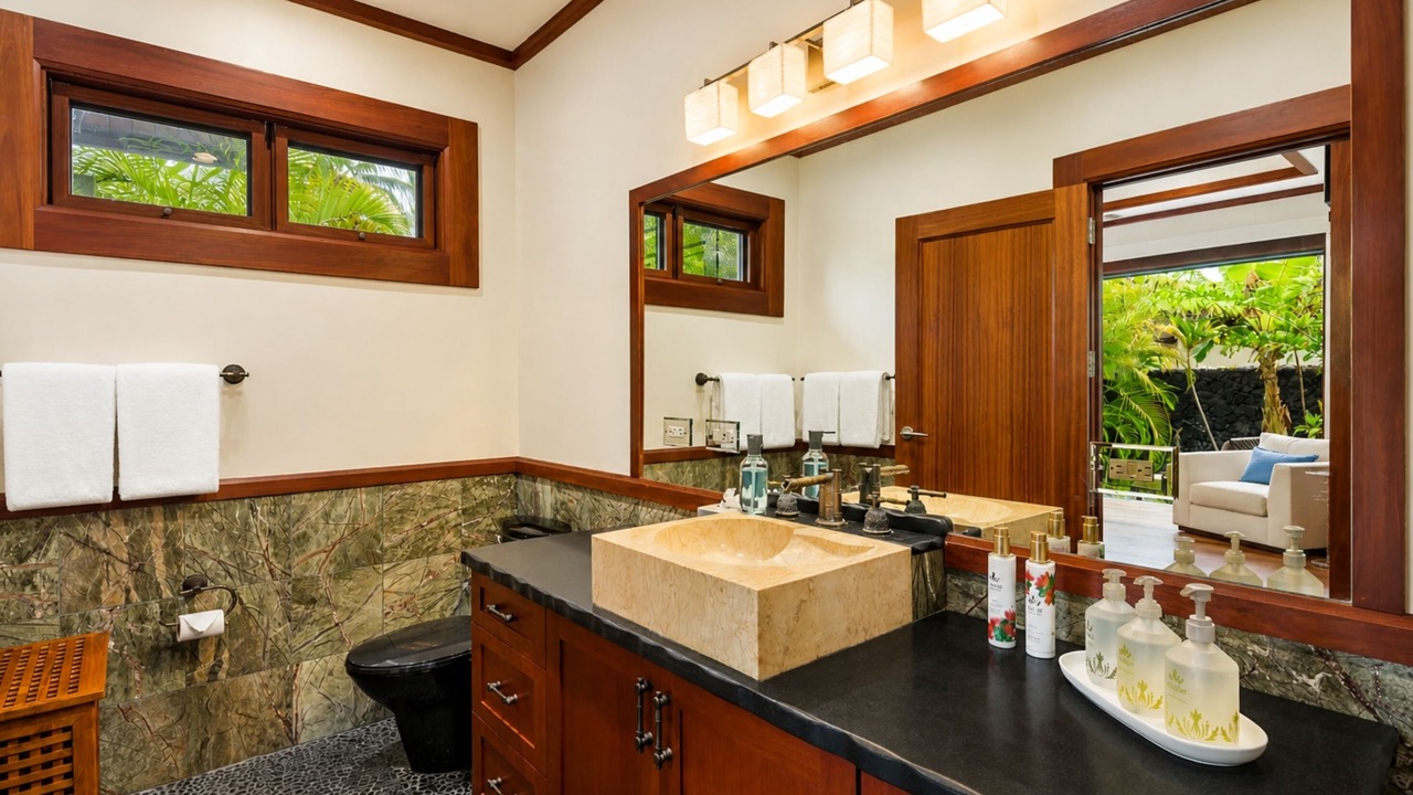Photo of Bathroom in Waikoloa