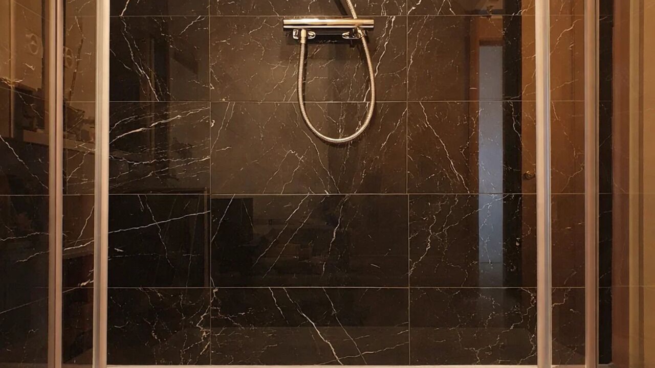 Photo of Bathroom in Pere Lachaise