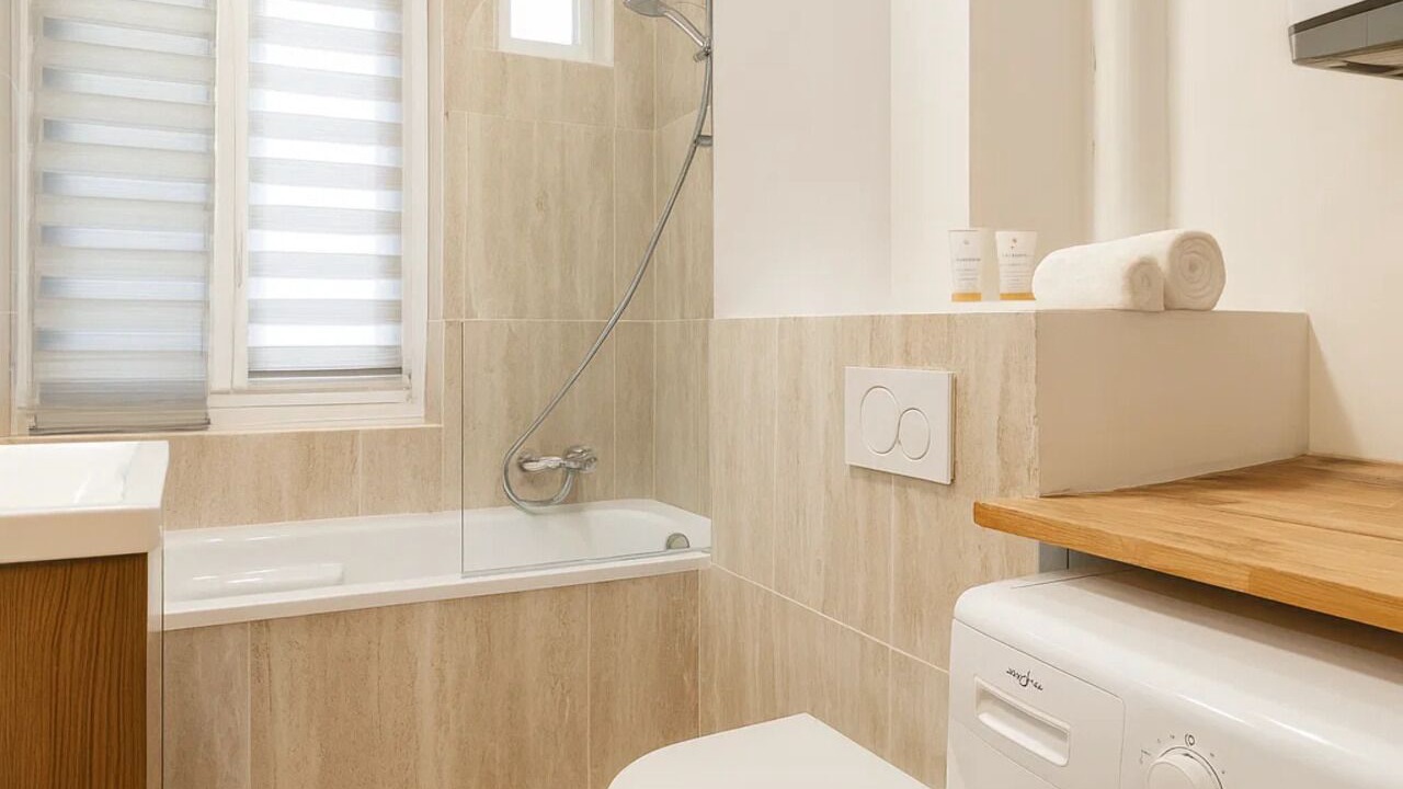 Photo of Bathroom in 15th Arrondissement