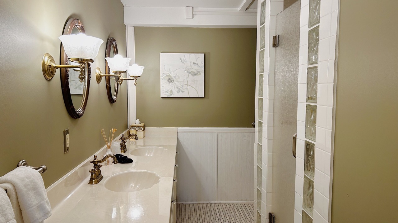 Photo of Bathroom in Osceola