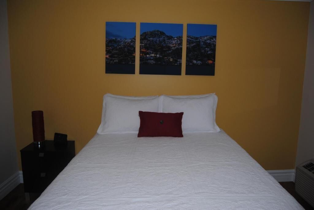 Photo of Bedroom in Arnold's Cove