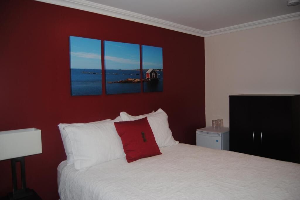 Photo of Bedroom in Arnold's Cove