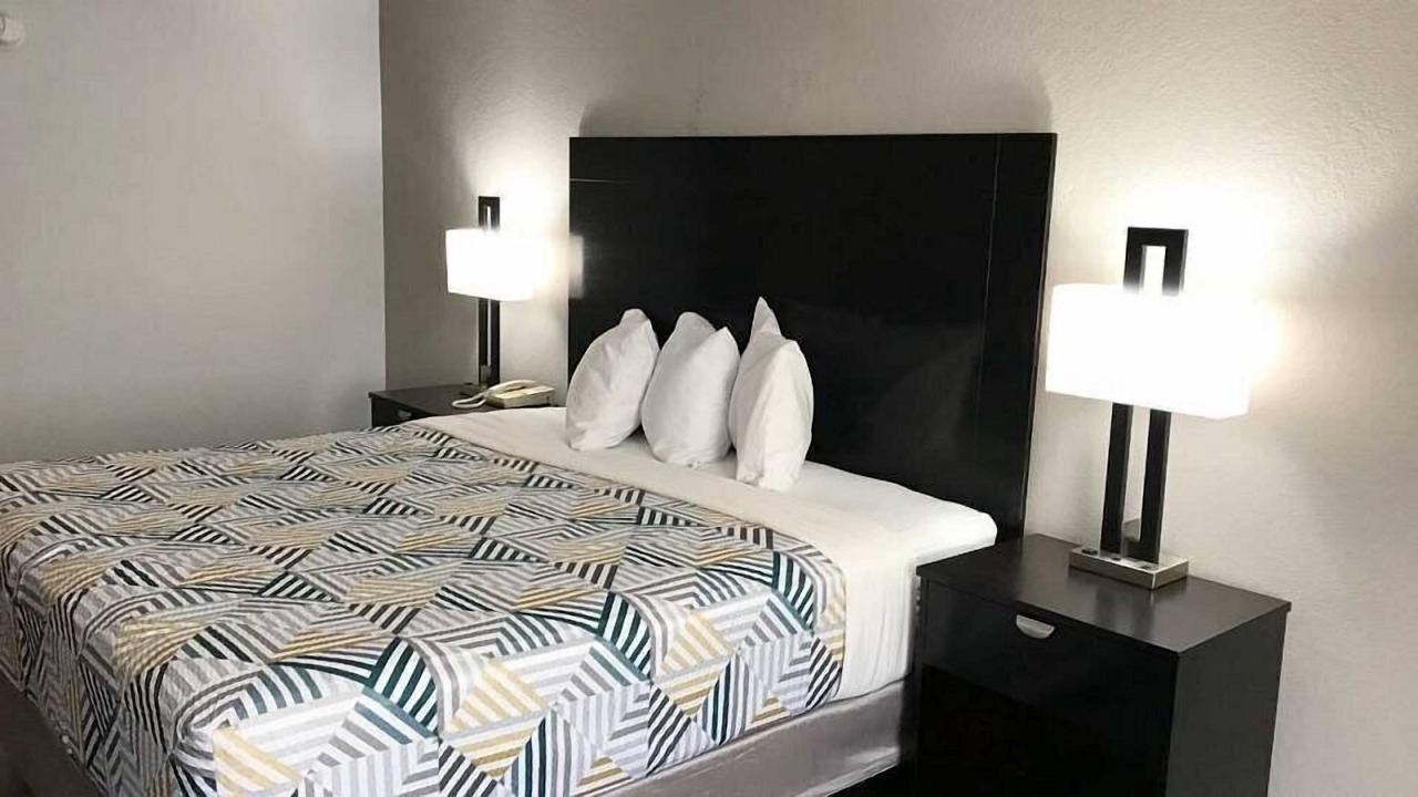 Photo of Bedroom in Bartlesville