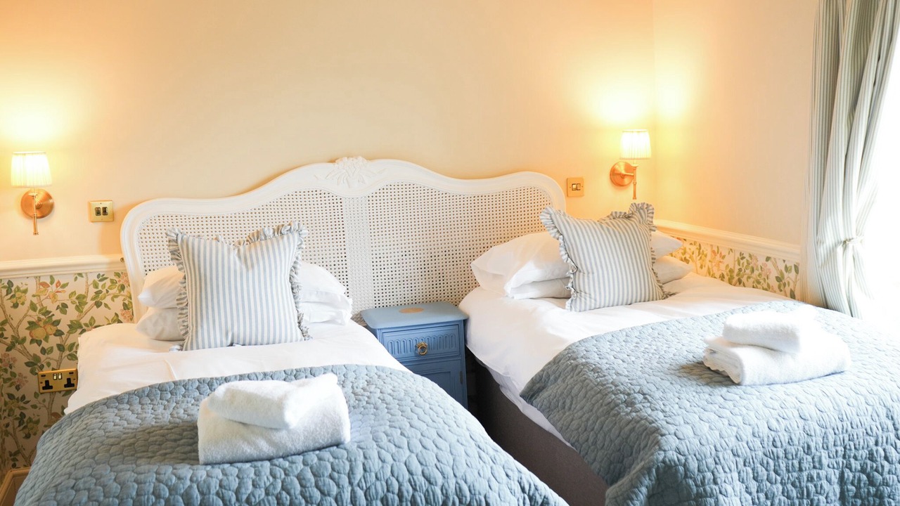 Photo of Others in Bampton