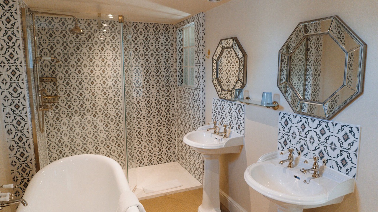 Photo of Others in Bampton