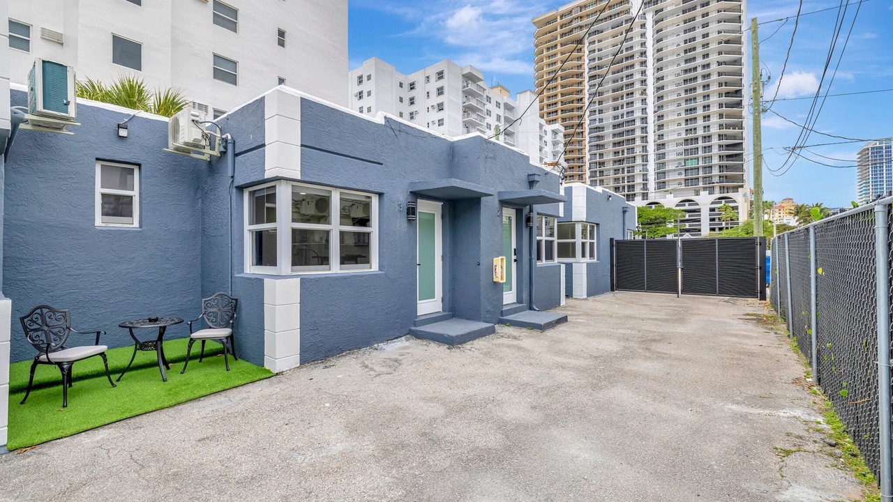 Photo of Outdoor in Central Beach