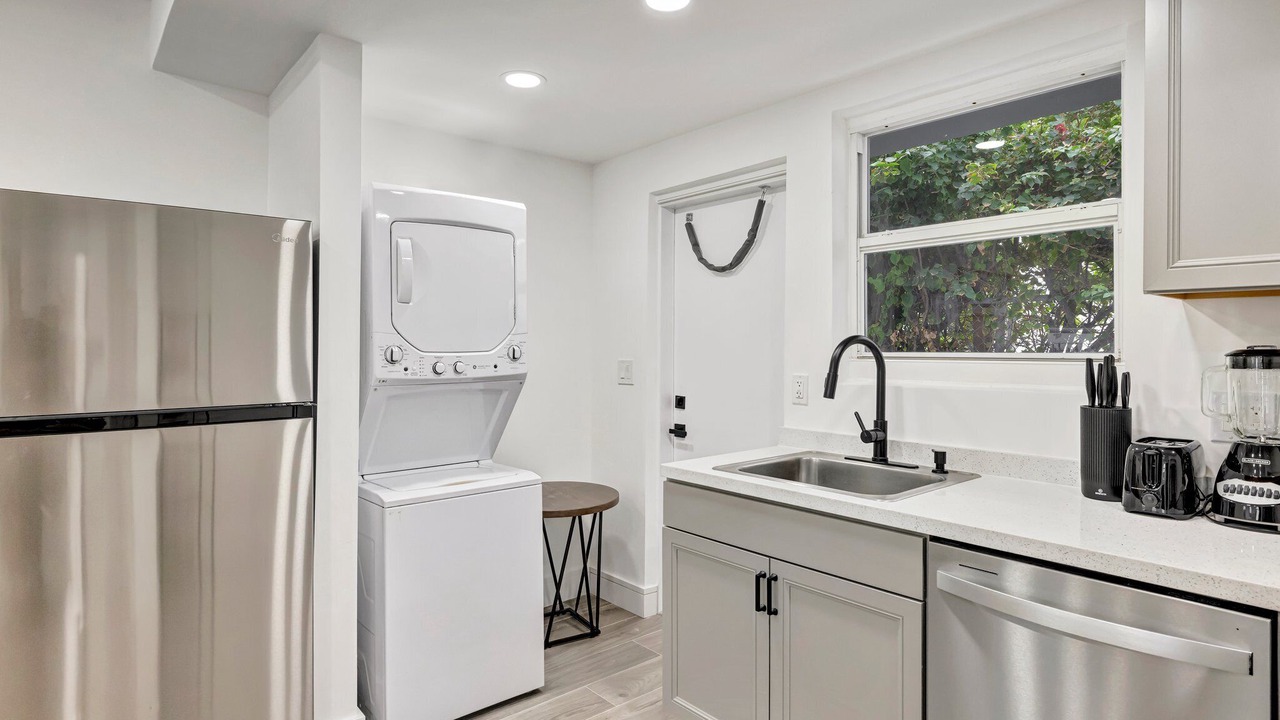 Photo of Others in Central Beach