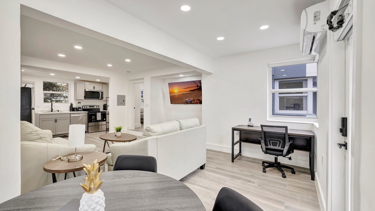 Photo of Bedroom in Central Beach