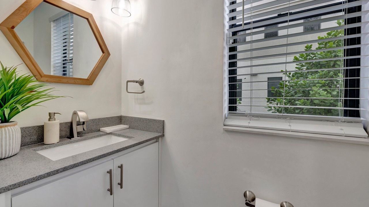Photo of Bathroom in Progresso Village