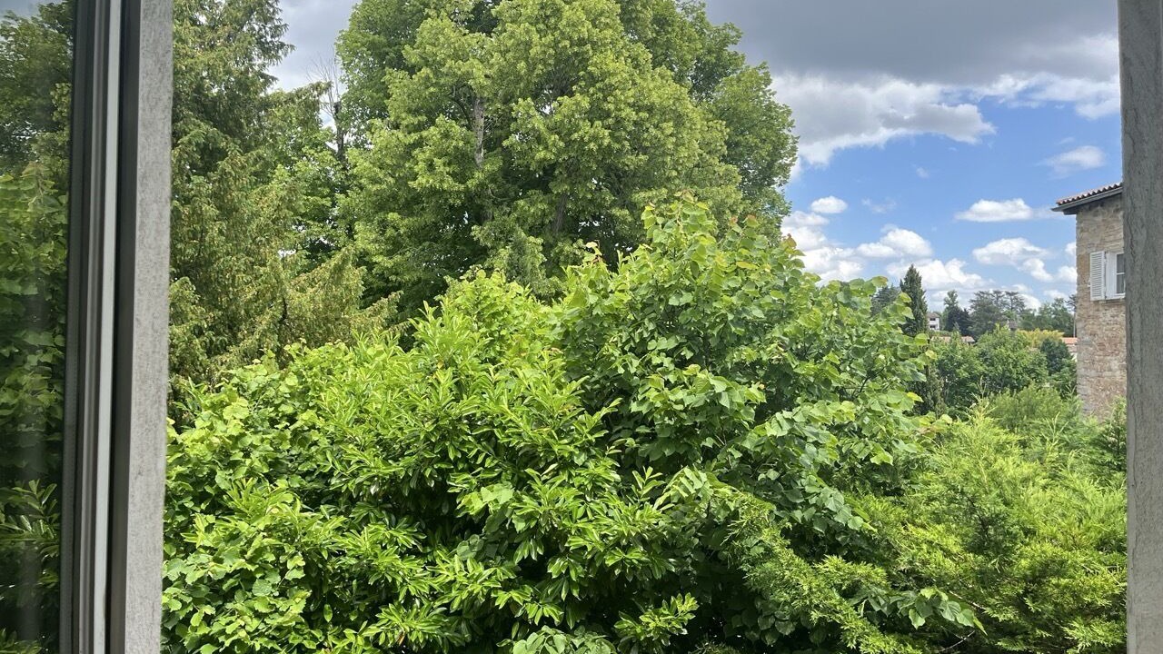 Photo of Bathroom in Saint-Didier-au-Mont-d'Or