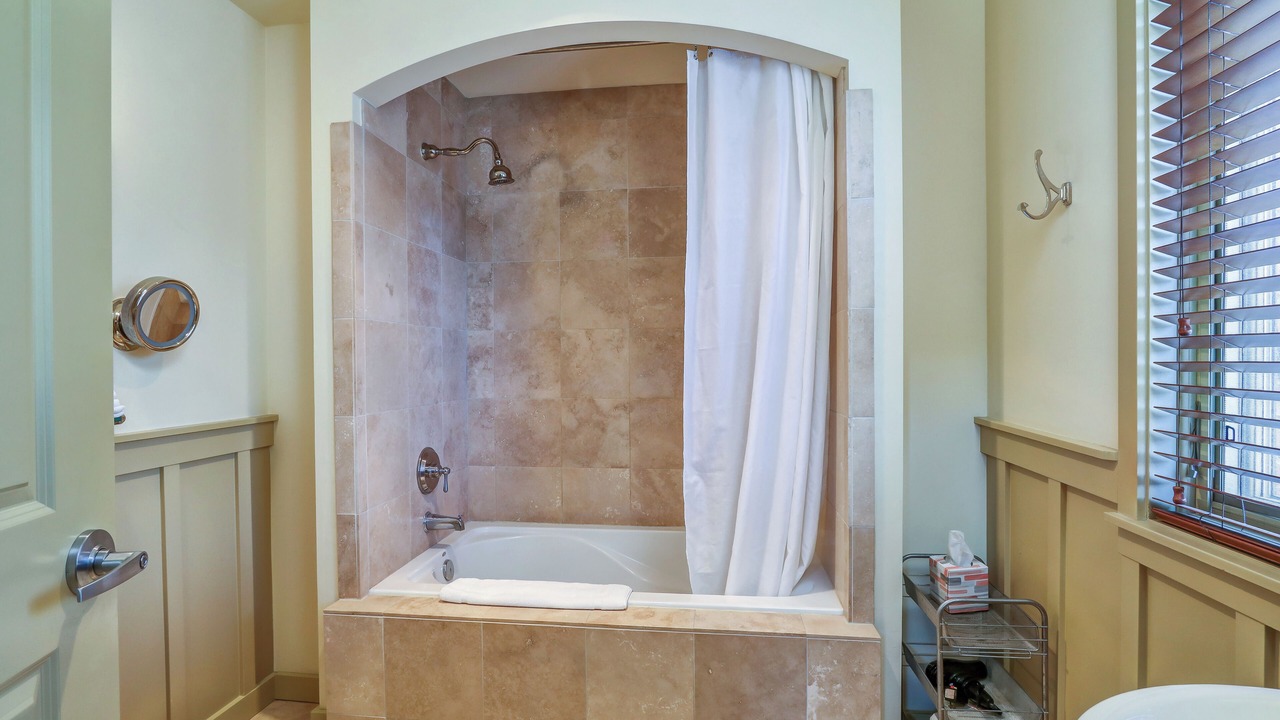 Photo of Bathroom in Winslow