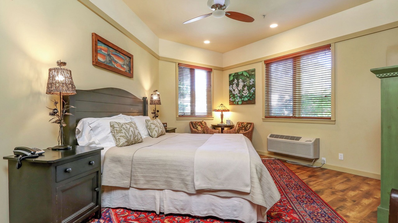Photo of Bedroom in Winslow
