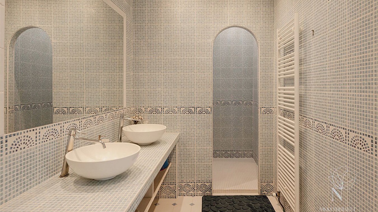 Photo of Bathroom in Beychac-et-Caillau