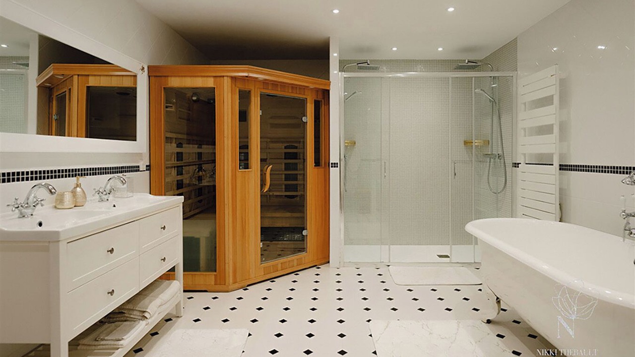 Photo of Bathroom in Beychac-et-Caillau