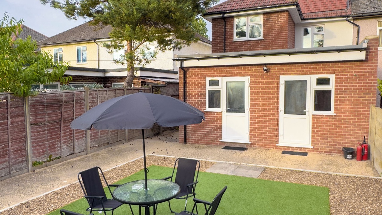 Photo of Outdoor in Harlington