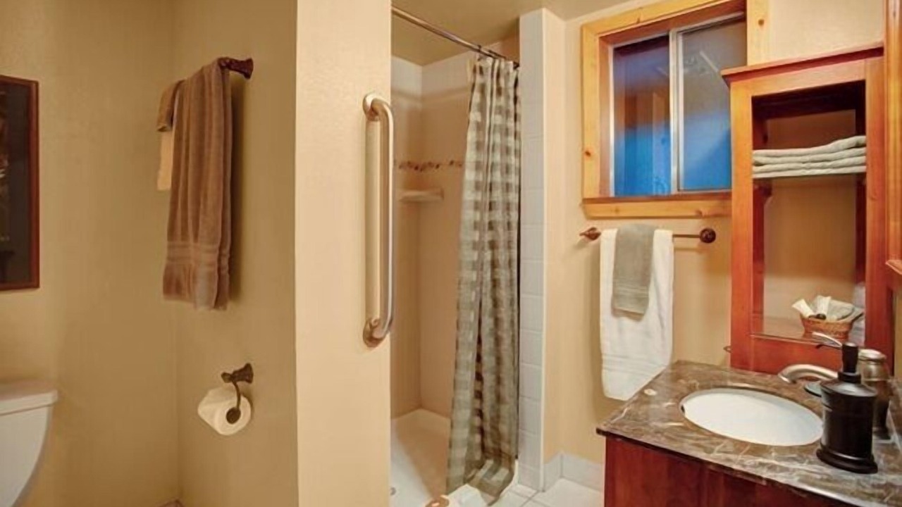 Photo of Bathroom in Kooskia